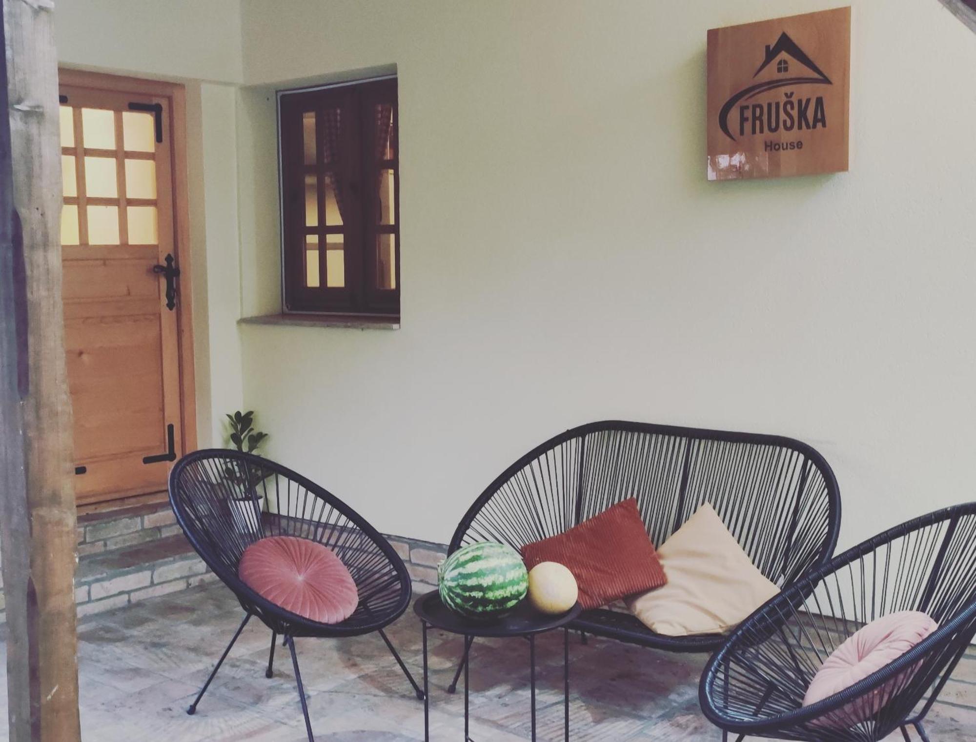 Fruska House Villa Besenyőmonostor Kültér fotó